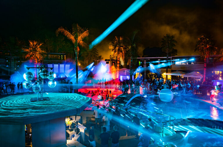 piscina oasis special events